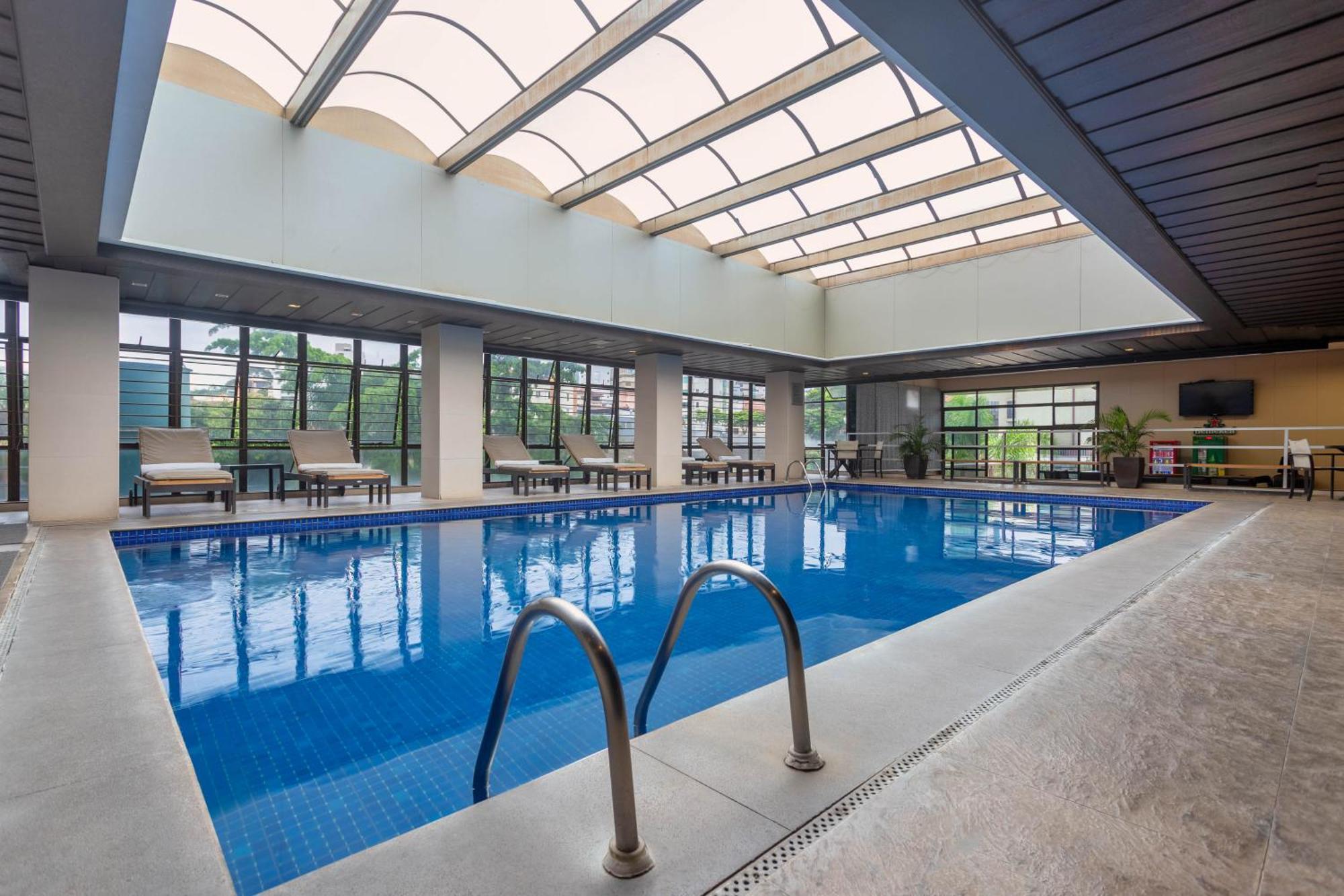 Ouro Minas Hotel Belo Horizonte, Dolce By Wyndham ภายนอก รูปภาพ Indoor pool