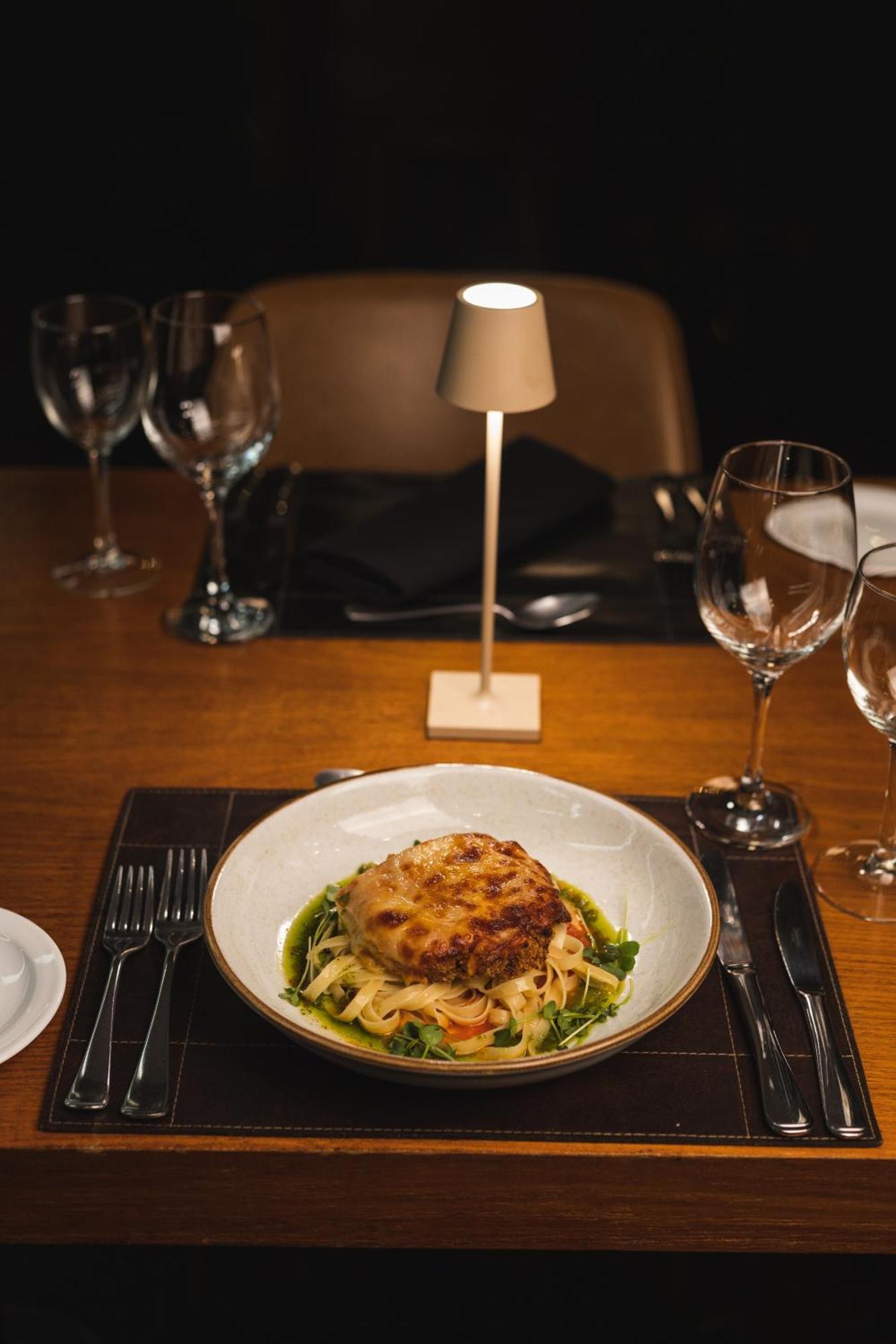 Ouro Minas Hotel Belo Horizonte, Dolce By Wyndham ภายนอก รูปภาพ A meal at the restaurant